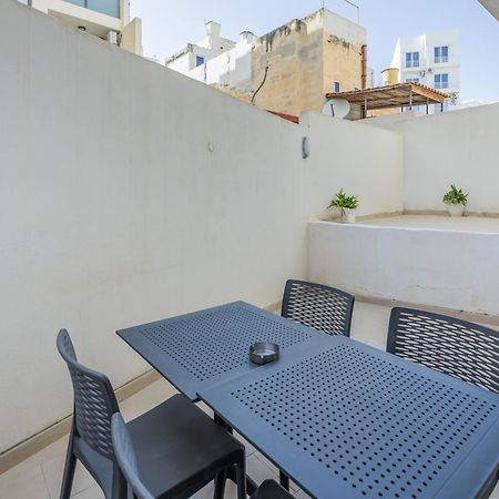 Superb 3Br Apt Close To Seafront Gzira Phòng bức ảnh