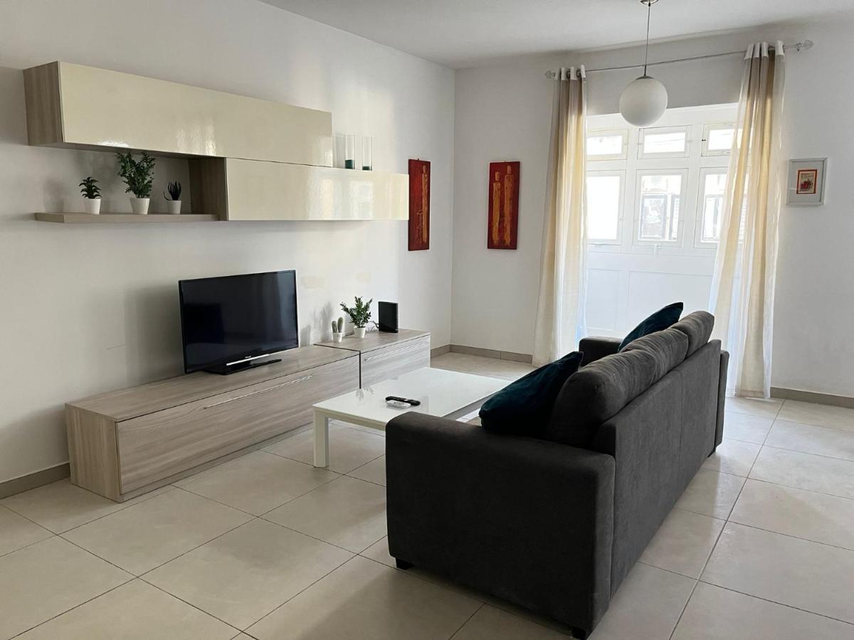 Superb 3Br Apt Close To Seafront Gzira Ngoại thất bức ảnh