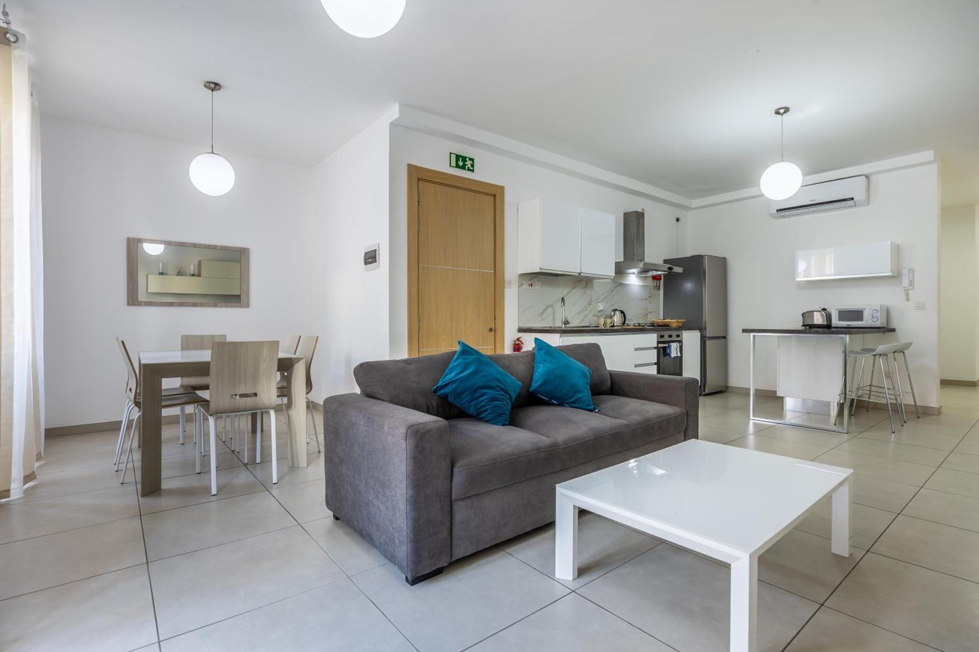 Superb 3Br Apt Close To Seafront Gzira Phòng bức ảnh