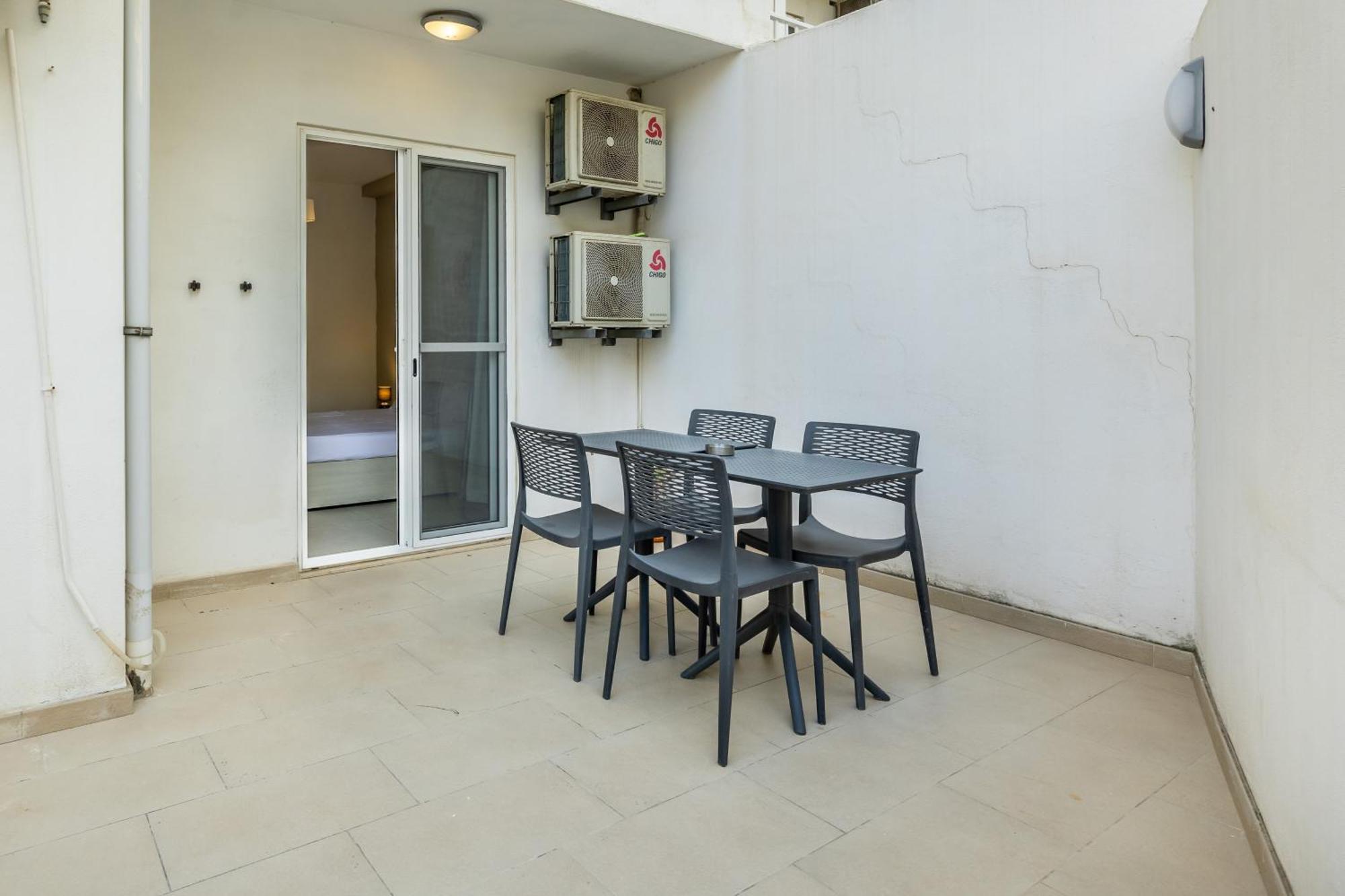 Superb 3Br Apt Close To Seafront Gzira Phòng bức ảnh