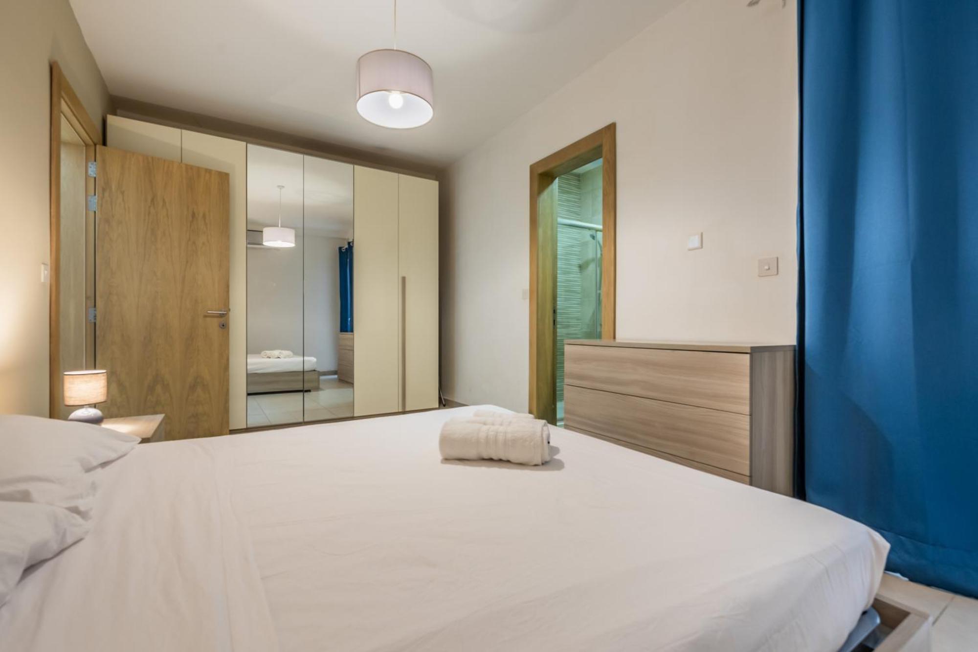 Superb 3Br Apt Close To Seafront Gzira Phòng bức ảnh