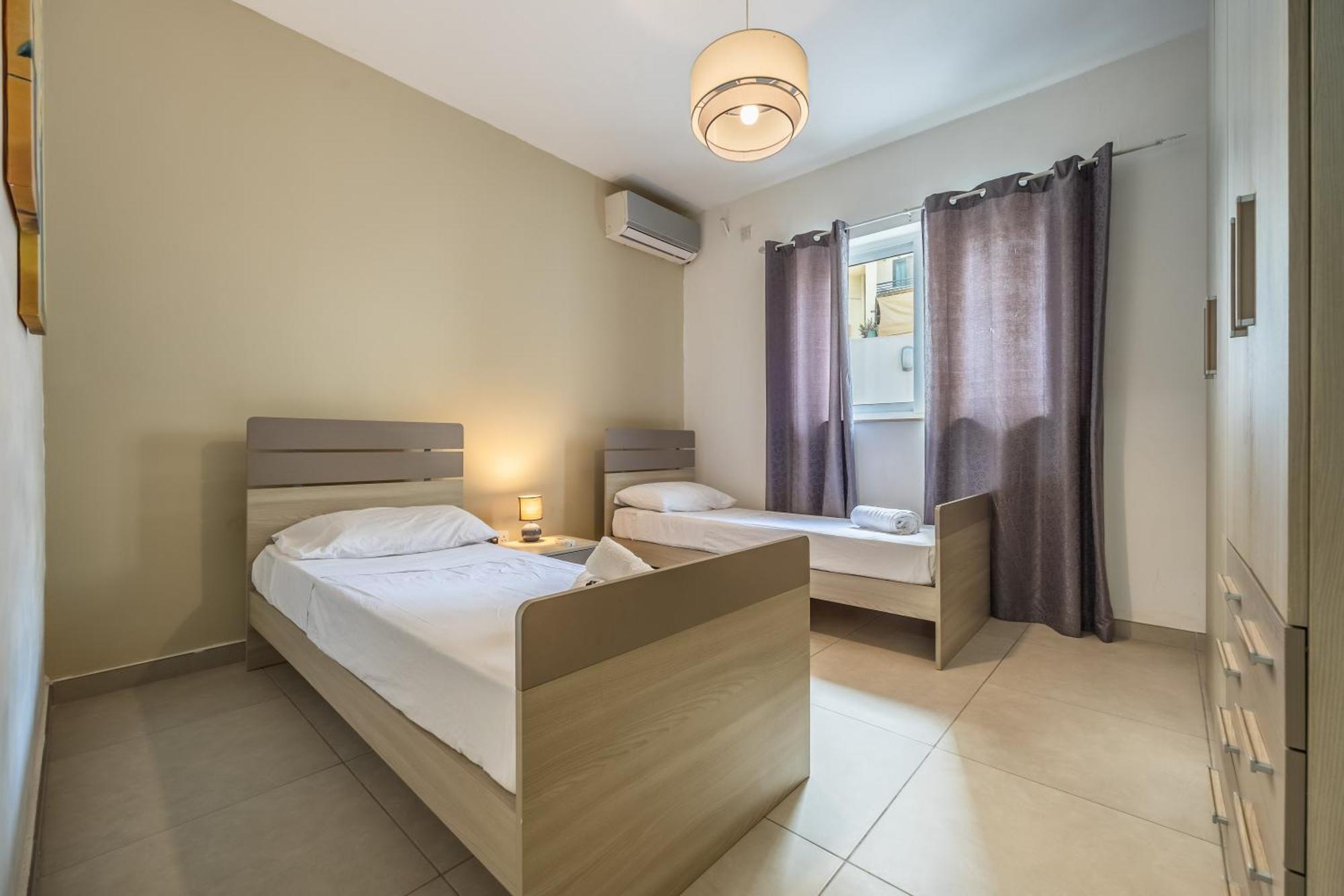 Superb 3Br Apt Close To Seafront Gzira Phòng bức ảnh