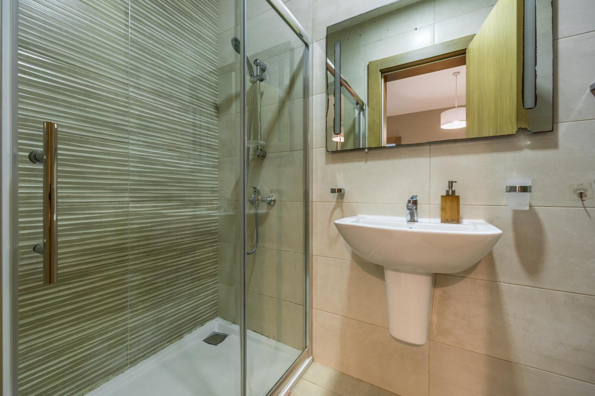 Superb 3Br Apt Close To Seafront Gzira Phòng bức ảnh
